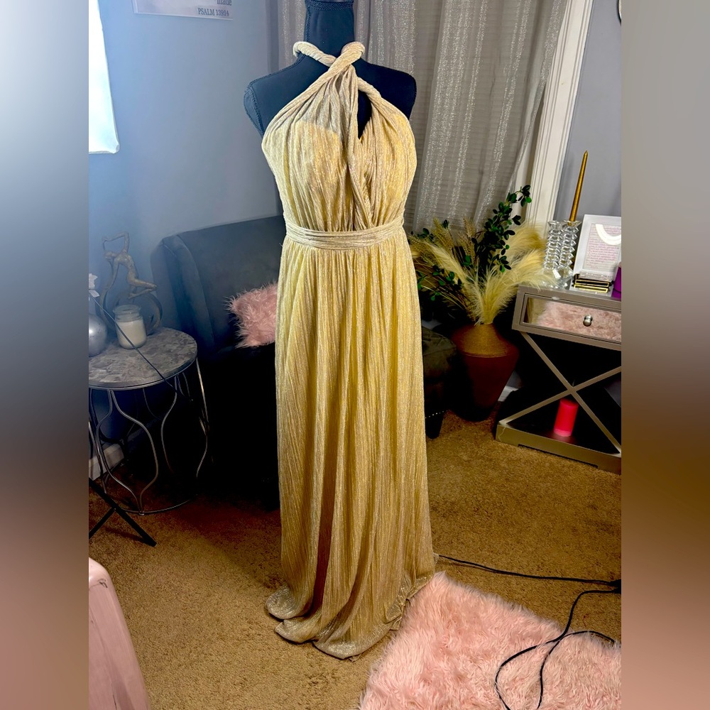 Beautiful Gold Evening dress.